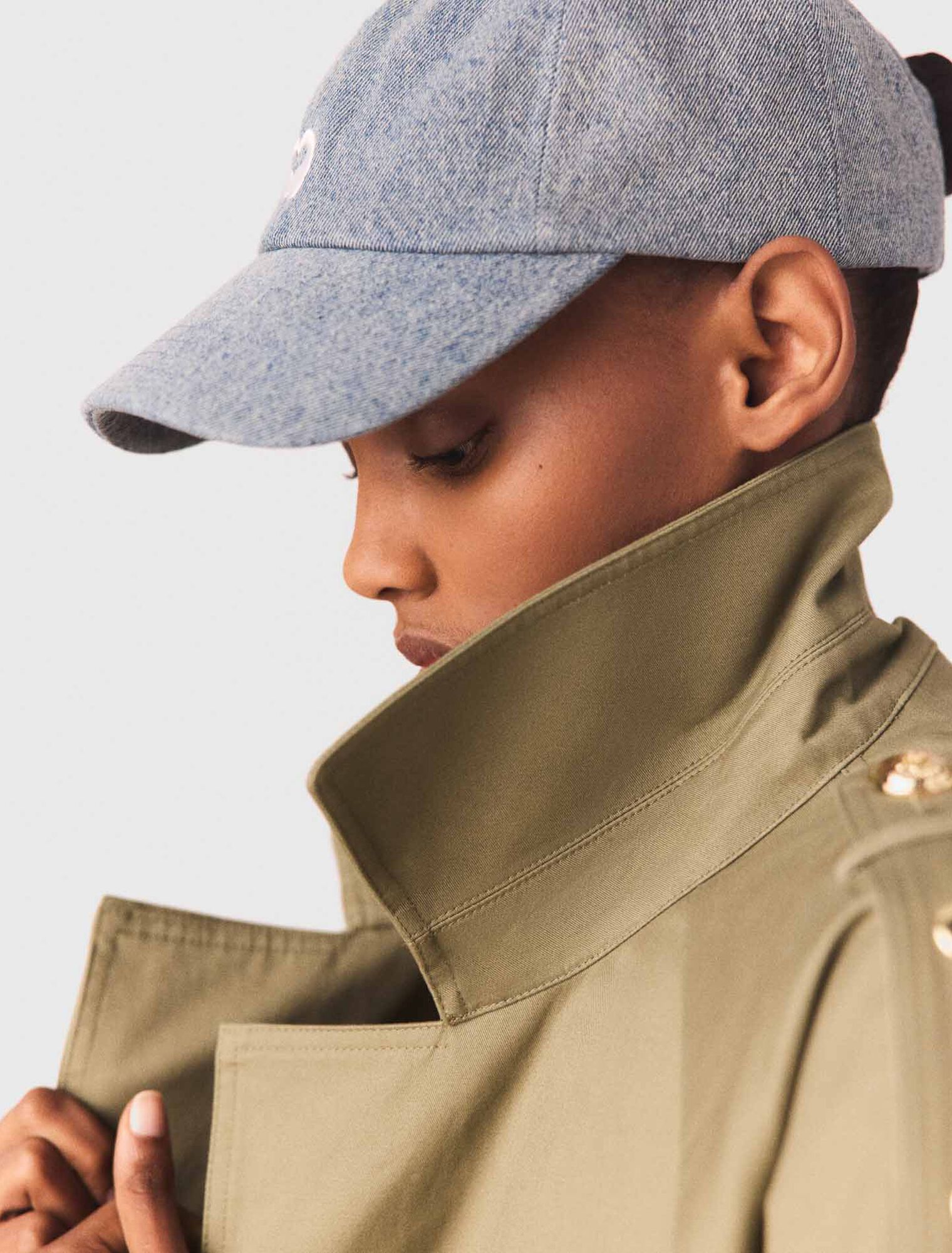 Trench &agrave; studs et col amovible