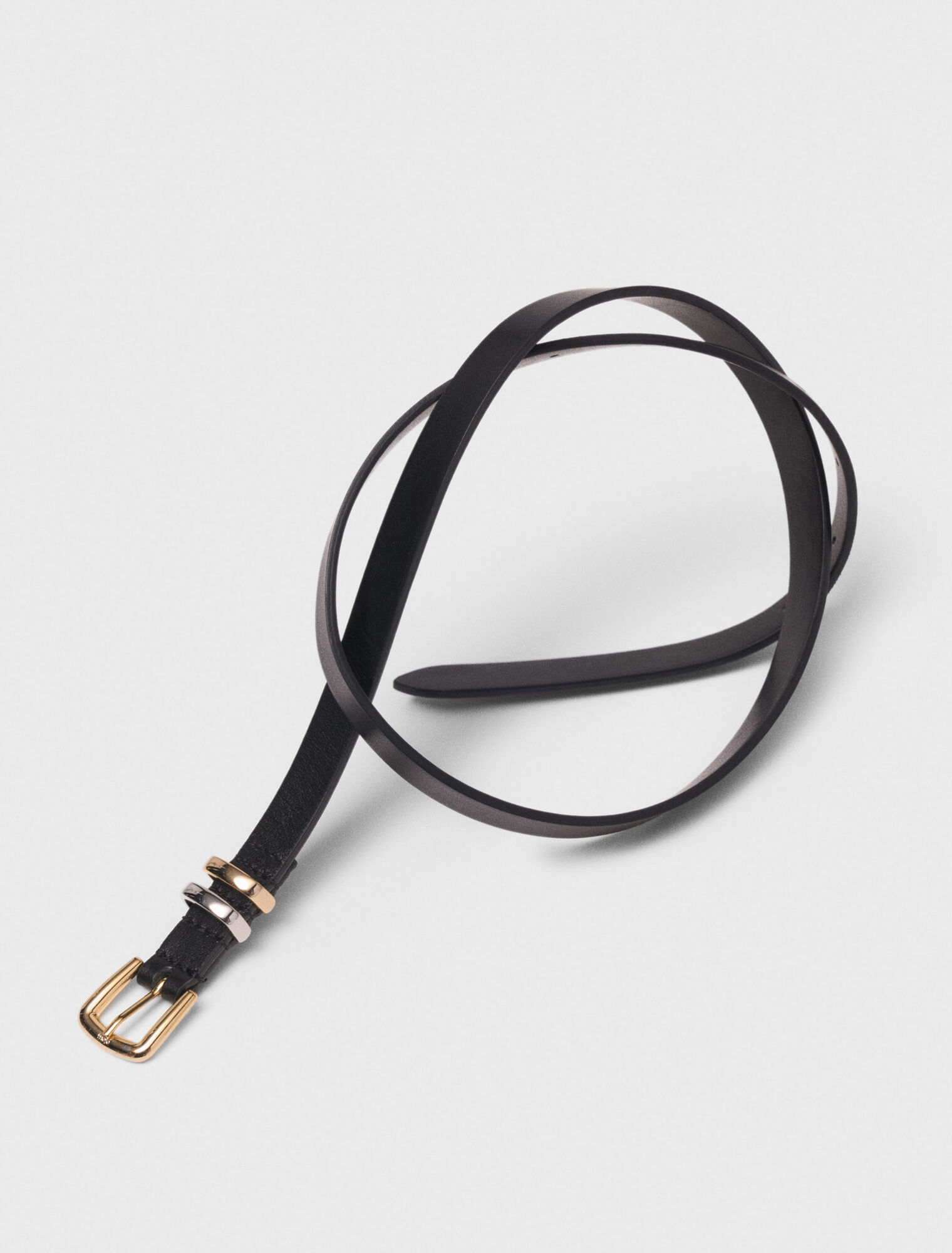 Ceinture fine à boucle carrée