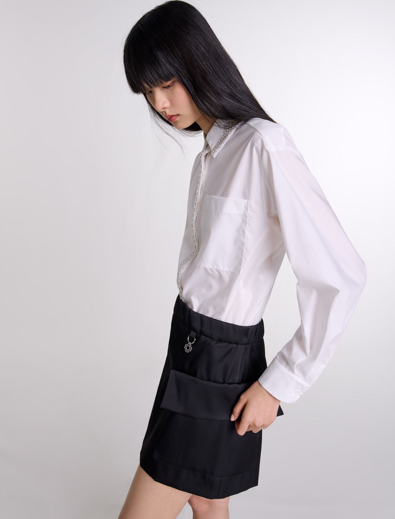 Jupe courte en satin