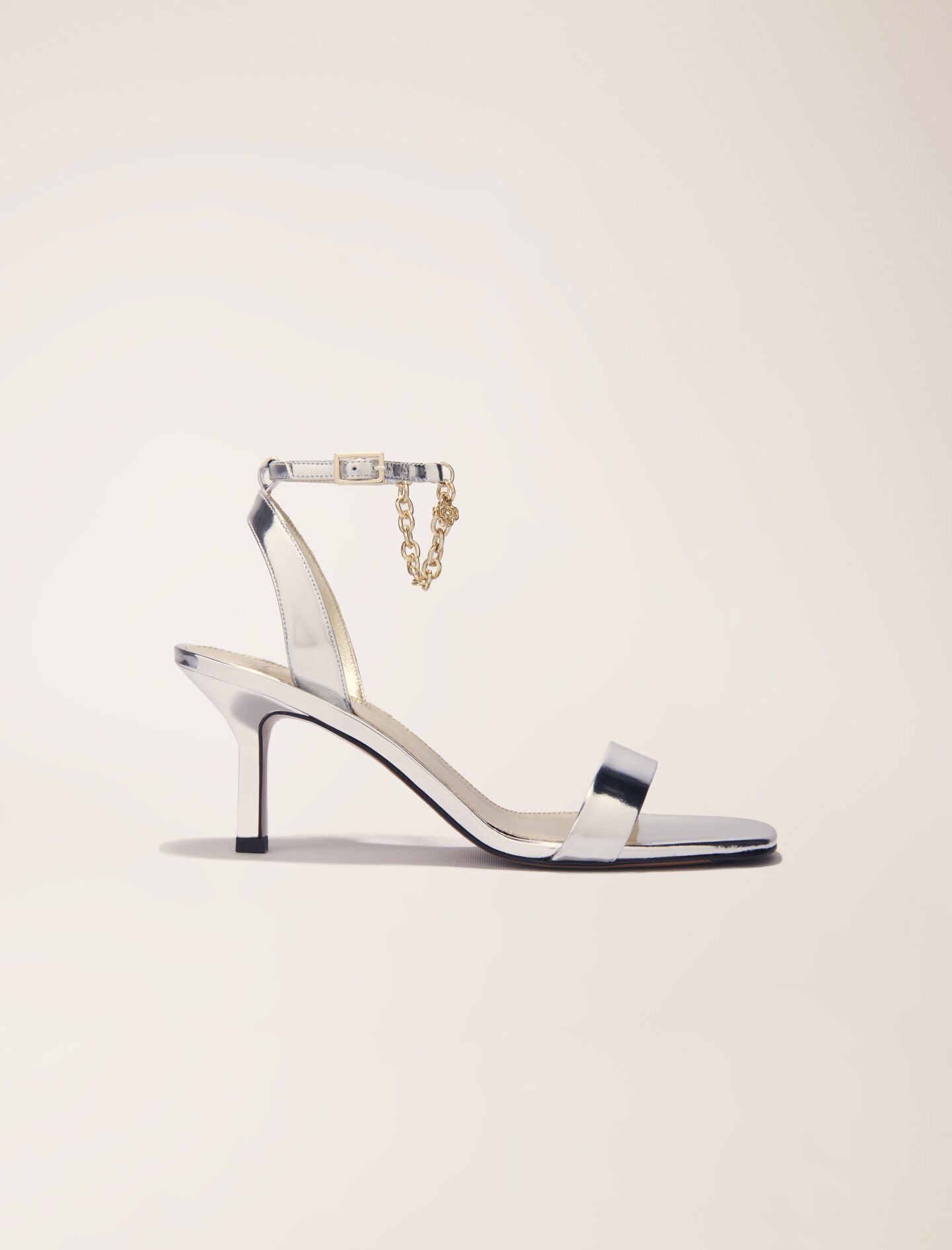 maje Sandales à talon en cuir miroir Argent