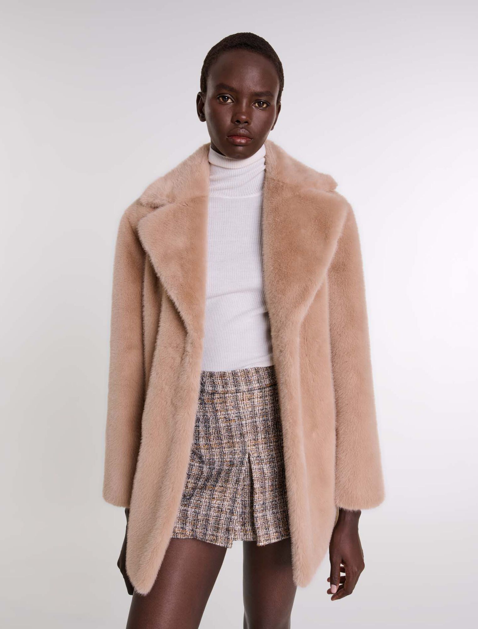 Manteau en fausse fourrure