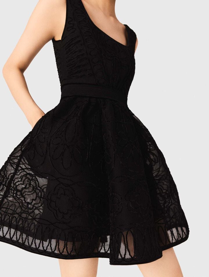 Robe courte brodée