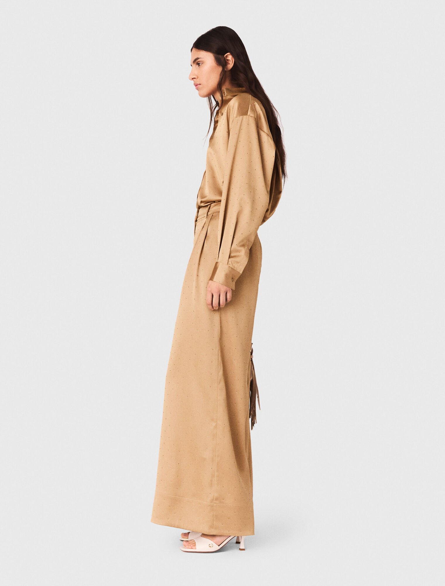 Chemise en satin strass&eacute;