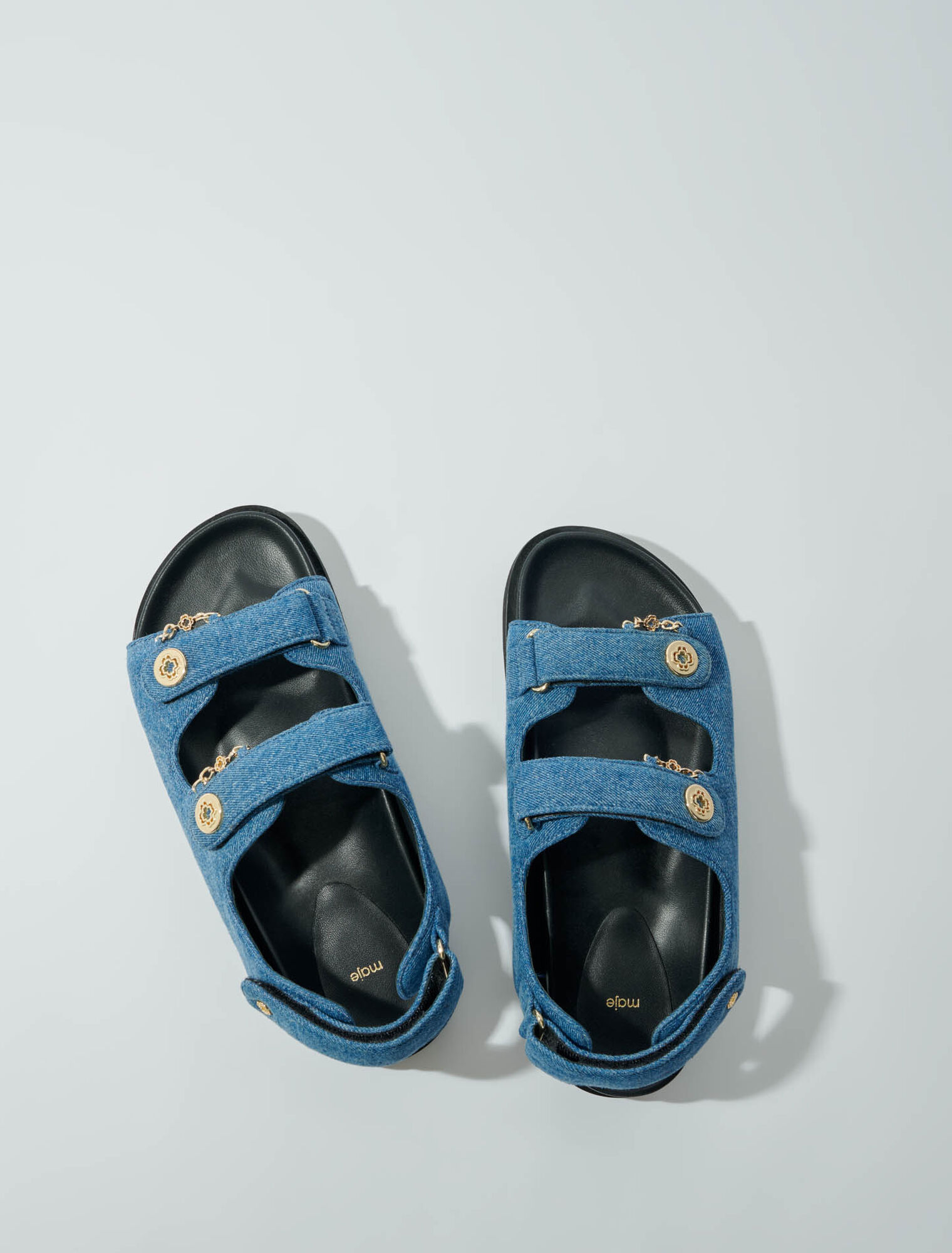 Sandales plates en denim