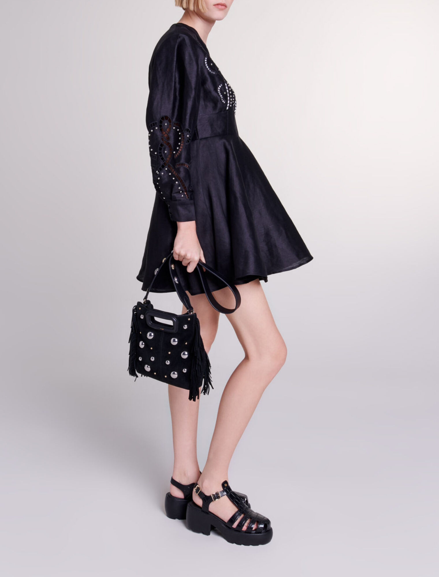 Robe courte en lin à broderies