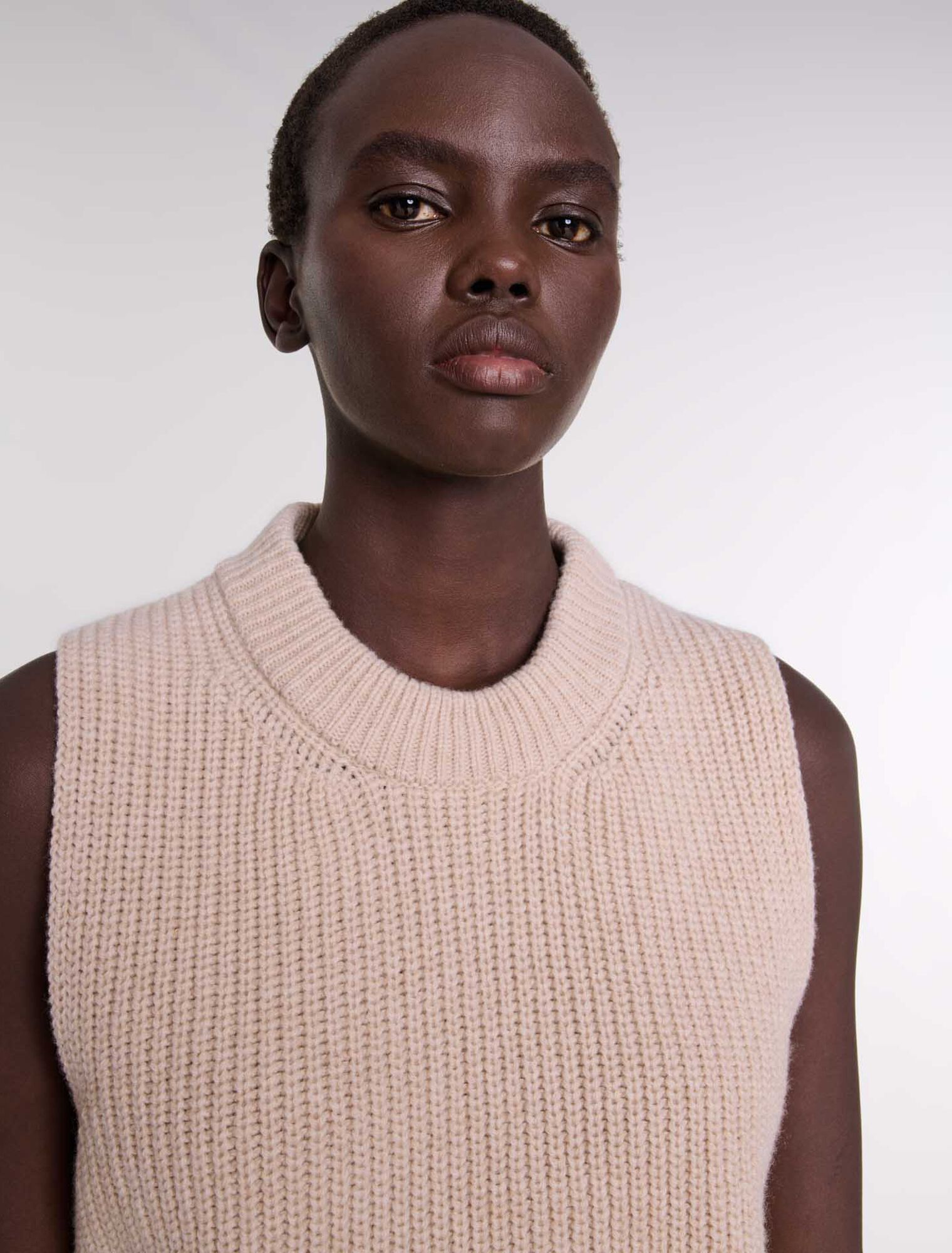 Pull en laine sans manche