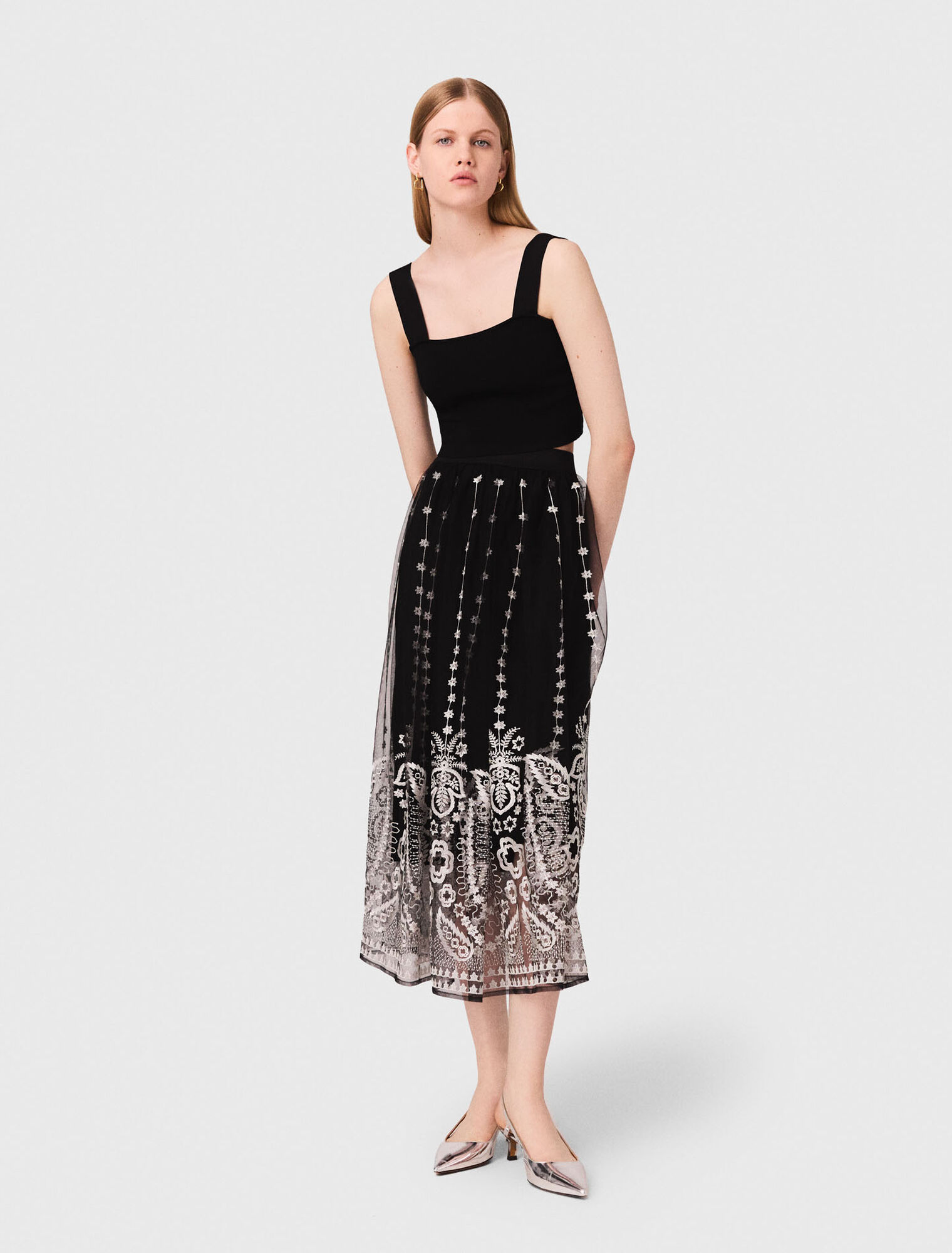 Jupe longue en tulle brodé