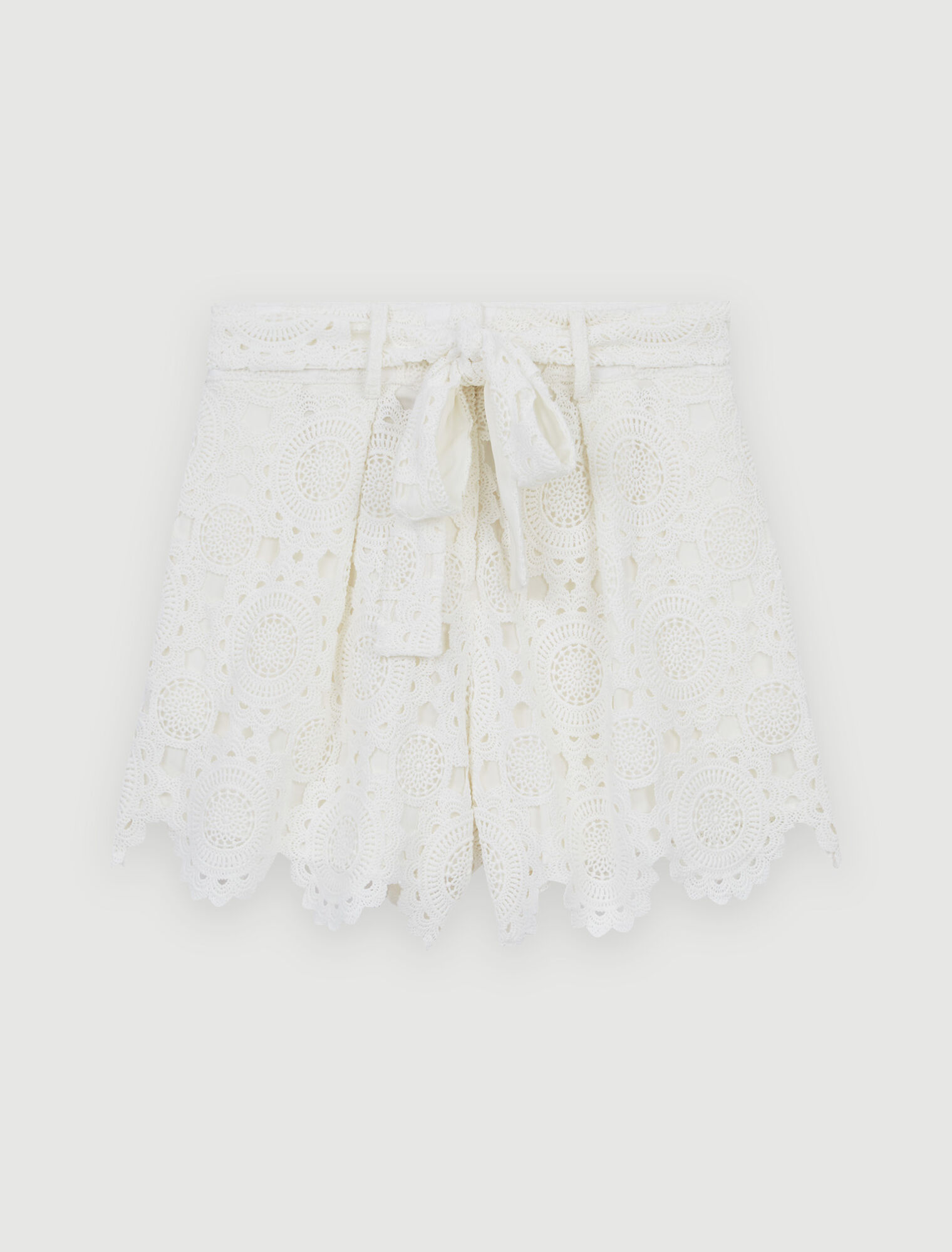 Short en guipure
