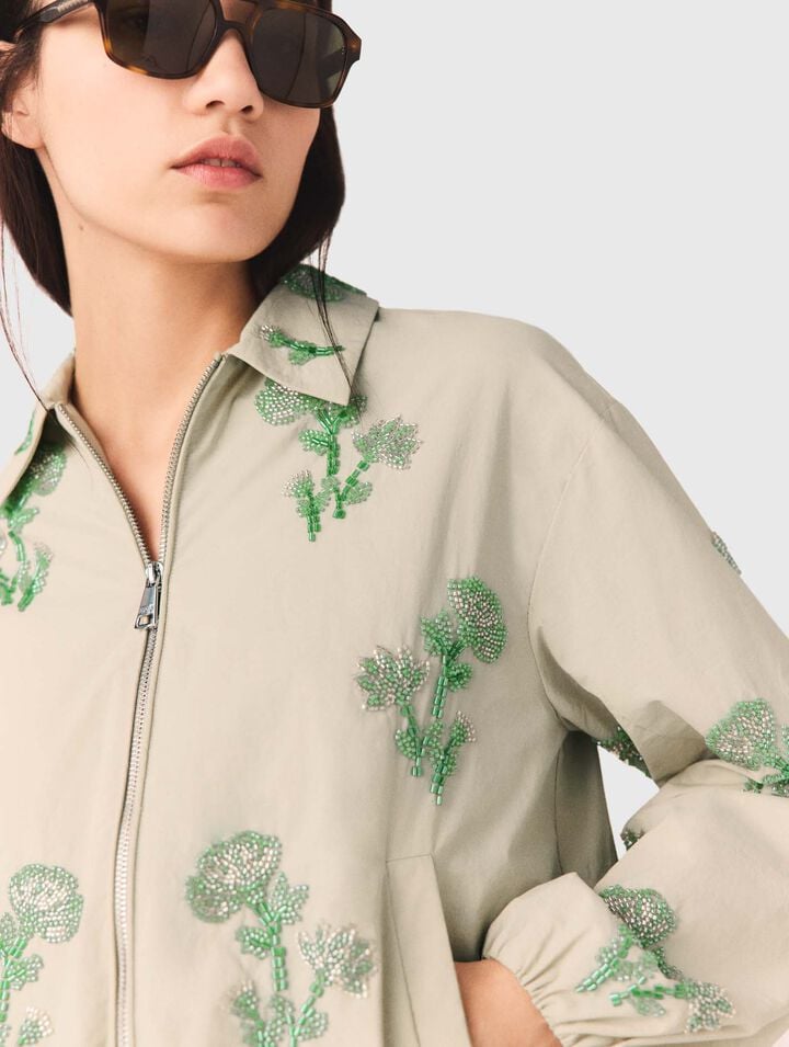 Bomber en mati&egrave;re technique brod&eacute;