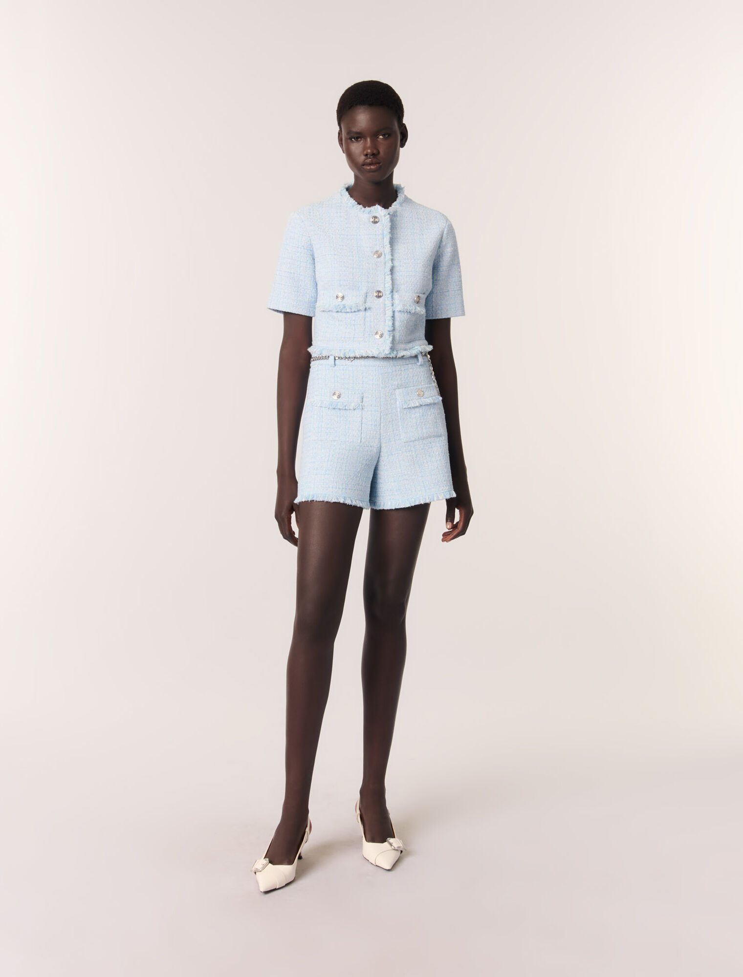 Short en tweed avec ceinture
