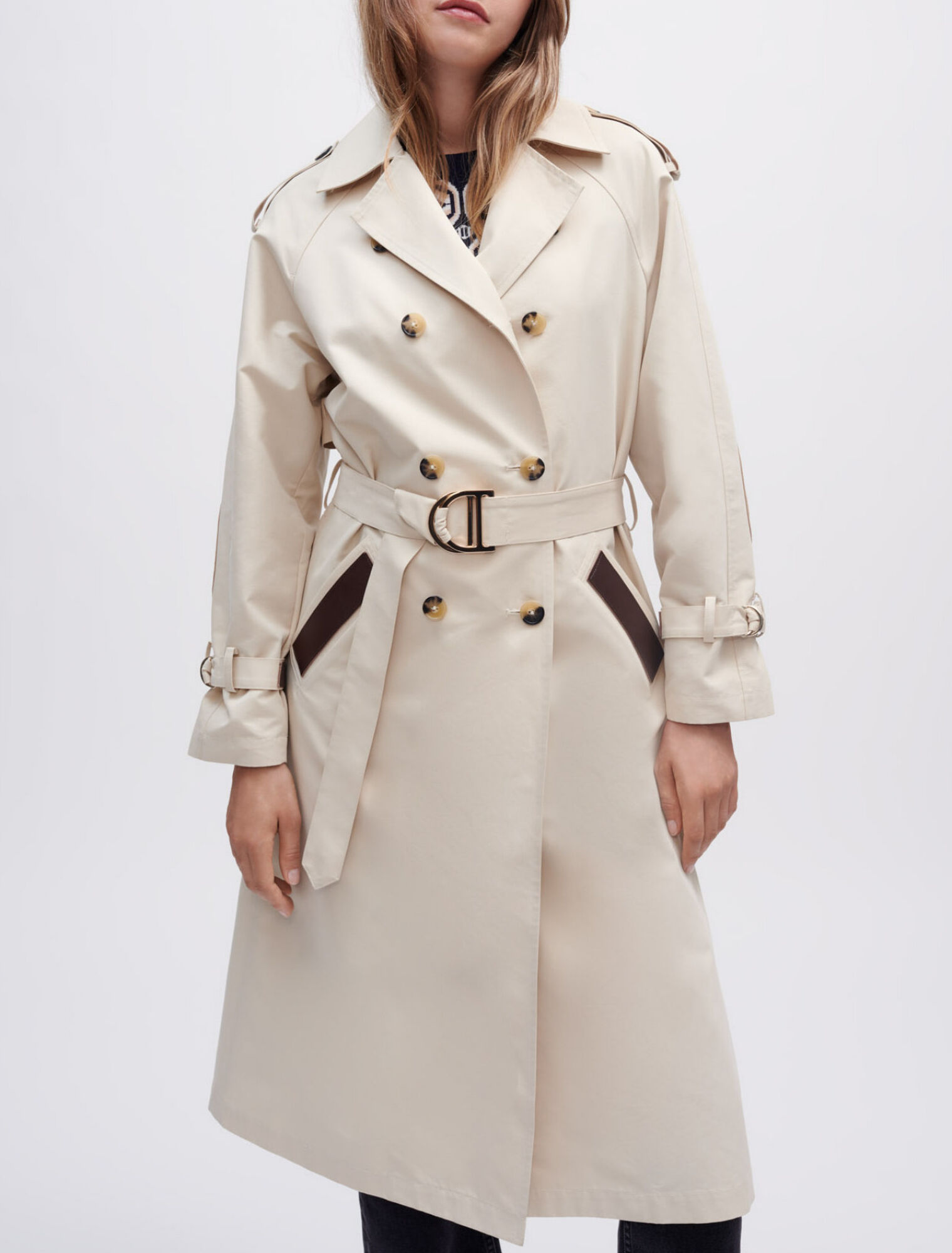 Trench smocké dans le dos