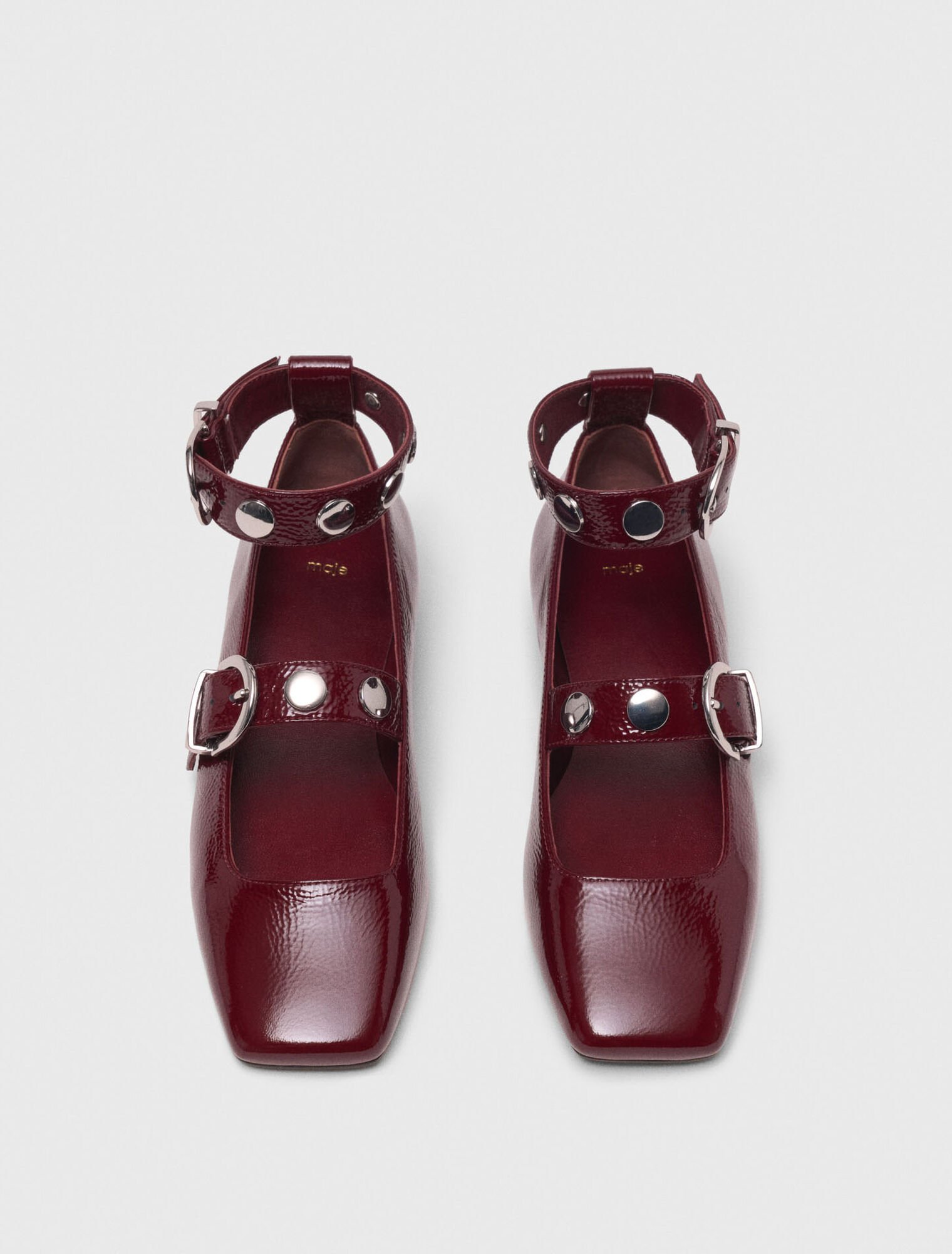 Babies en cuir et studs