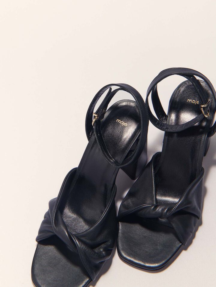 Sandales en cuir lisse à talon