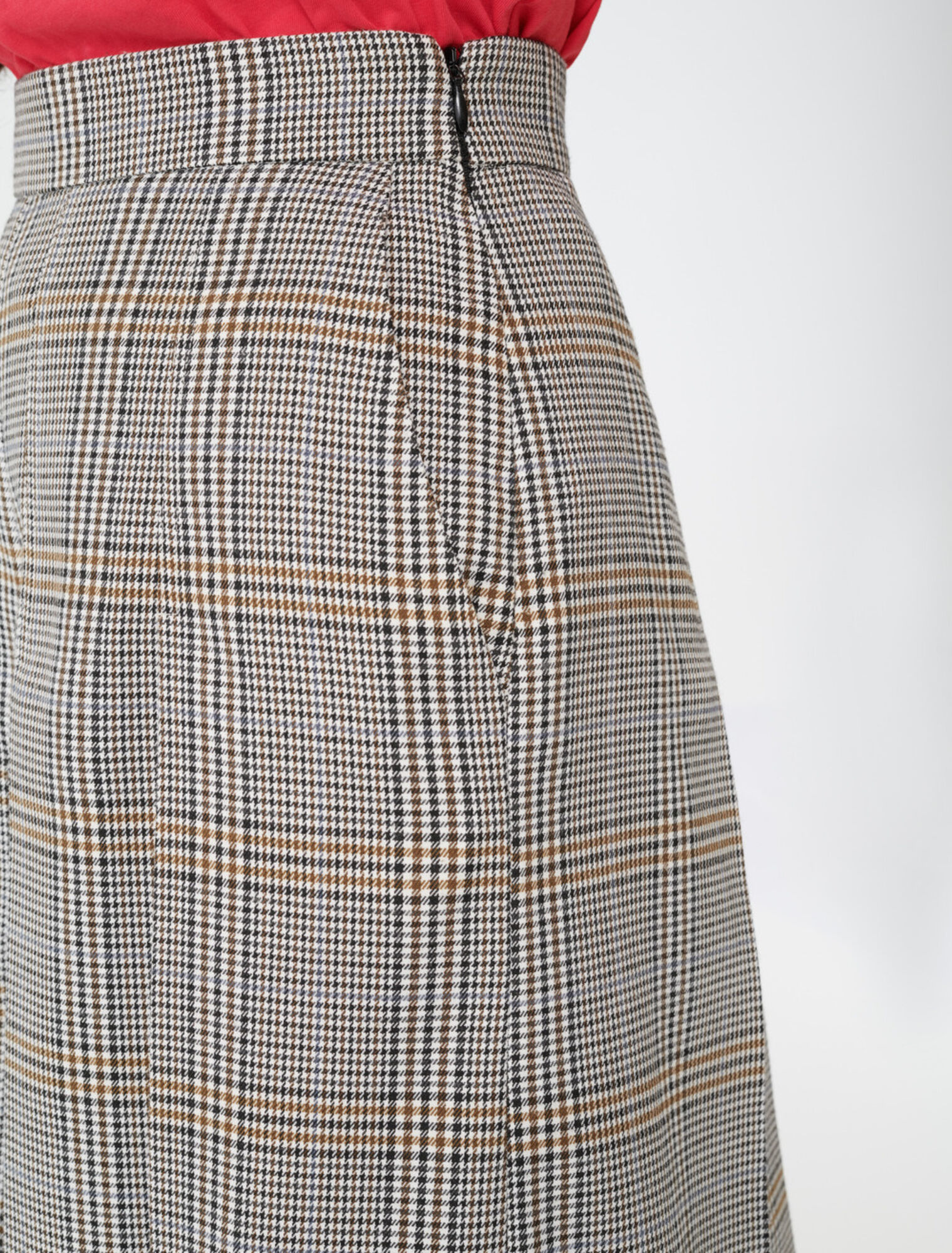 Pantalon à carreaux façon bermuda