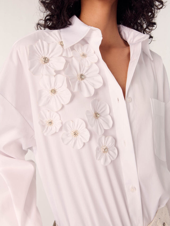 Chemise longue à fleurs brodées