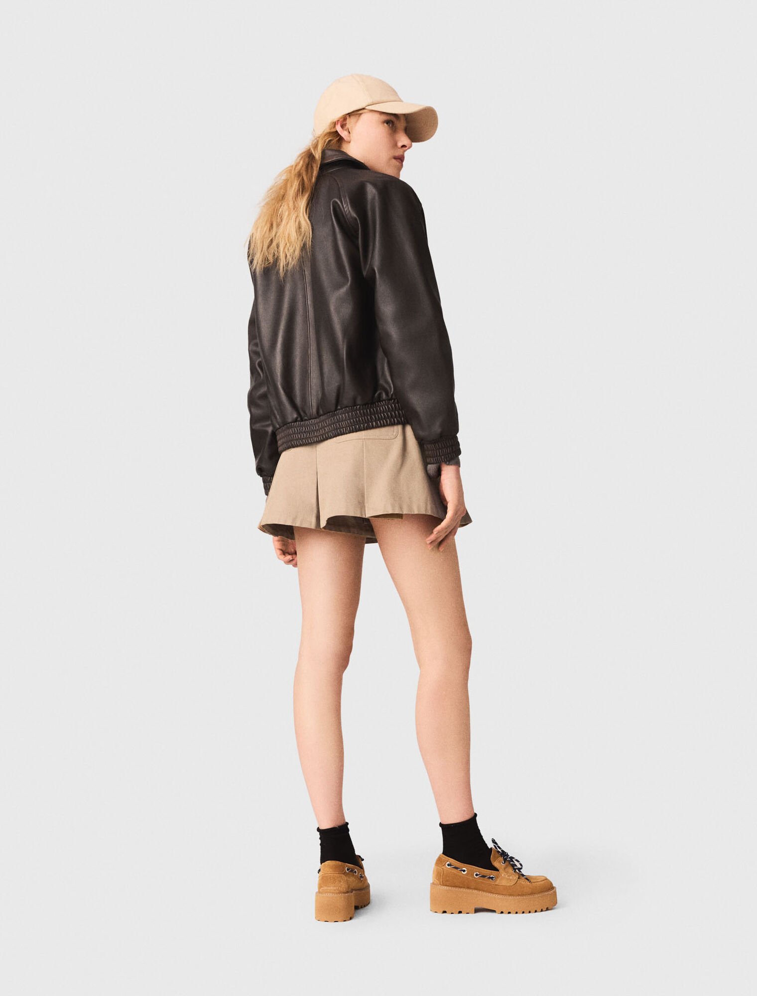 Blouson court en cuir