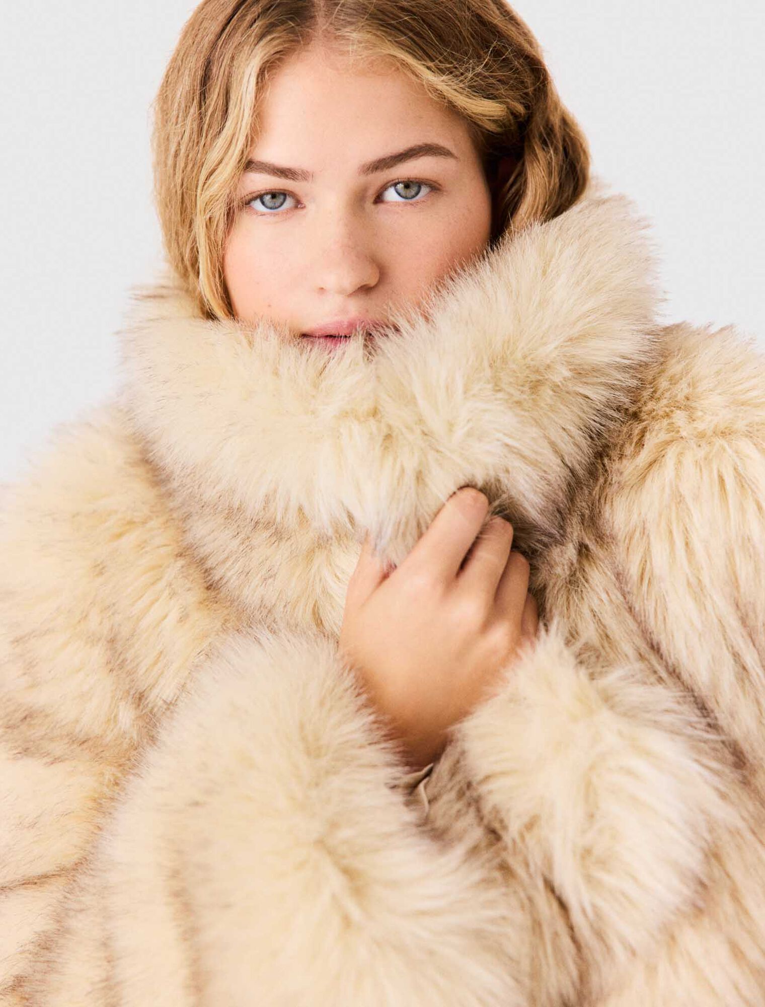Manteau fausse fourrure oversize