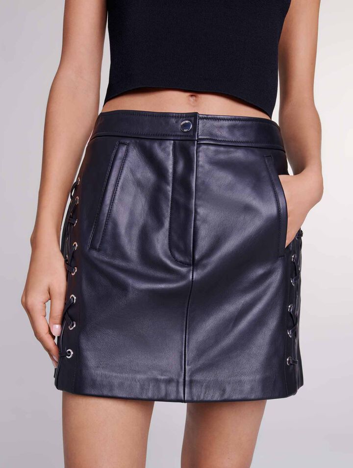 Jupe courte en cuir
