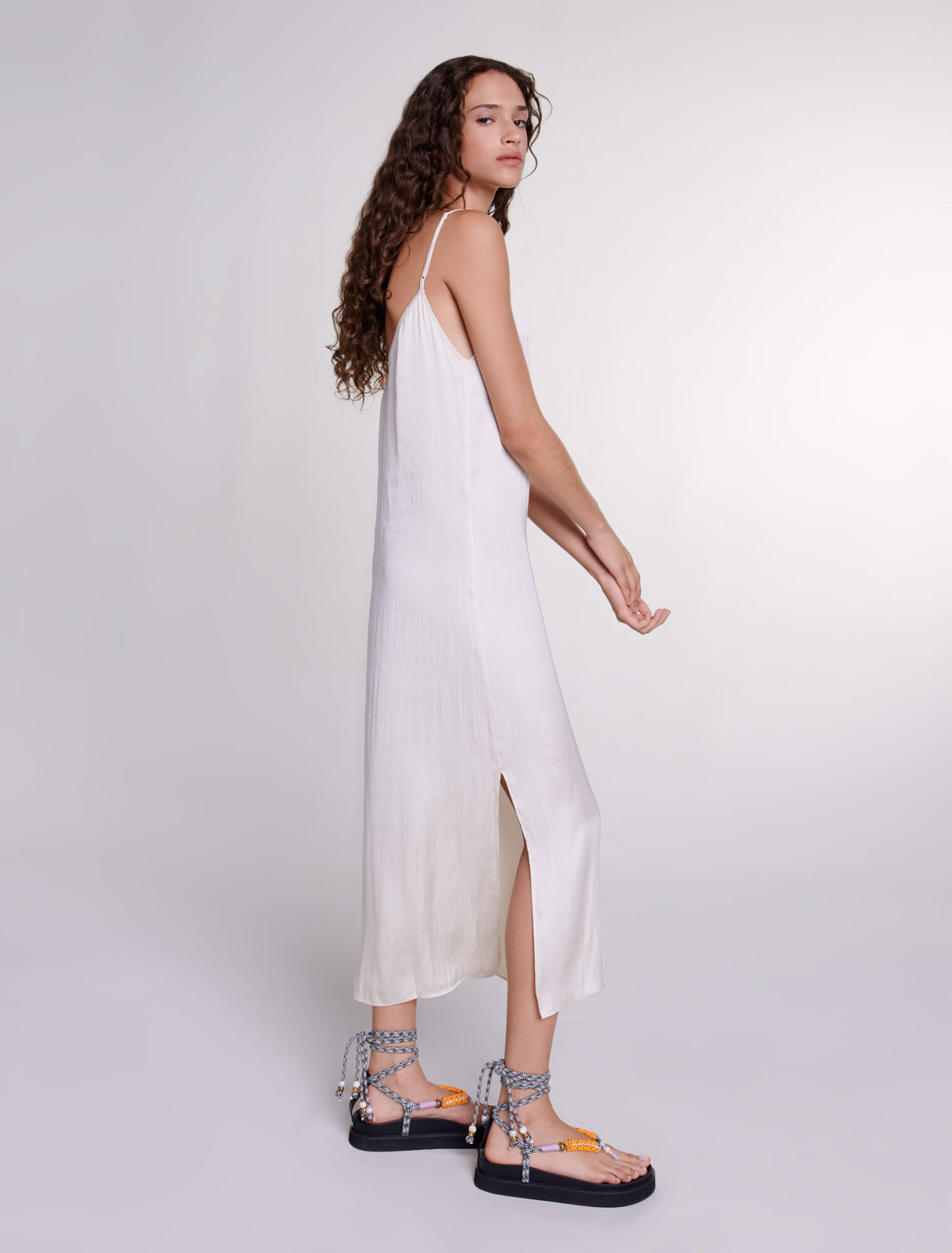 Robe longue satinée