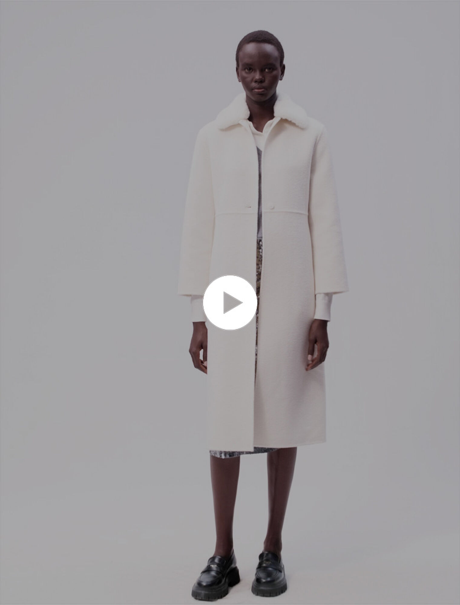 Manteau en laine à col amovible