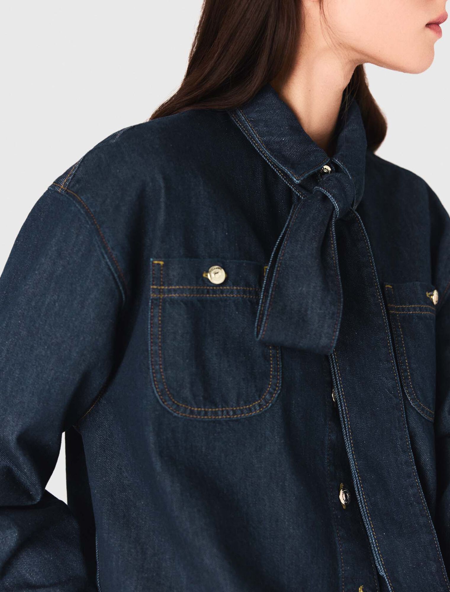 Chemise en denim avec Lavallière