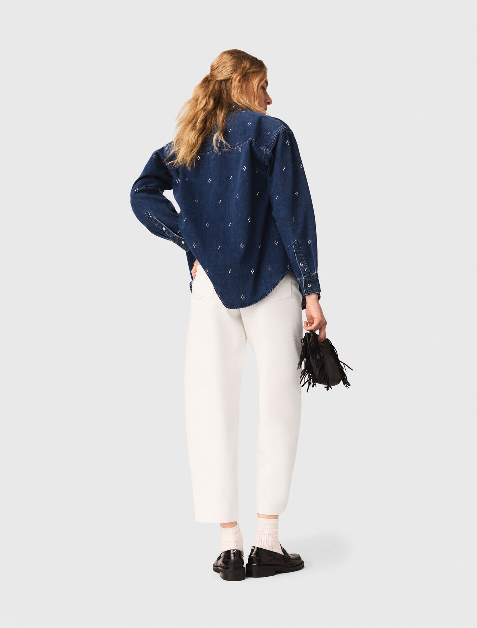 Chemise en denim strass&eacute;