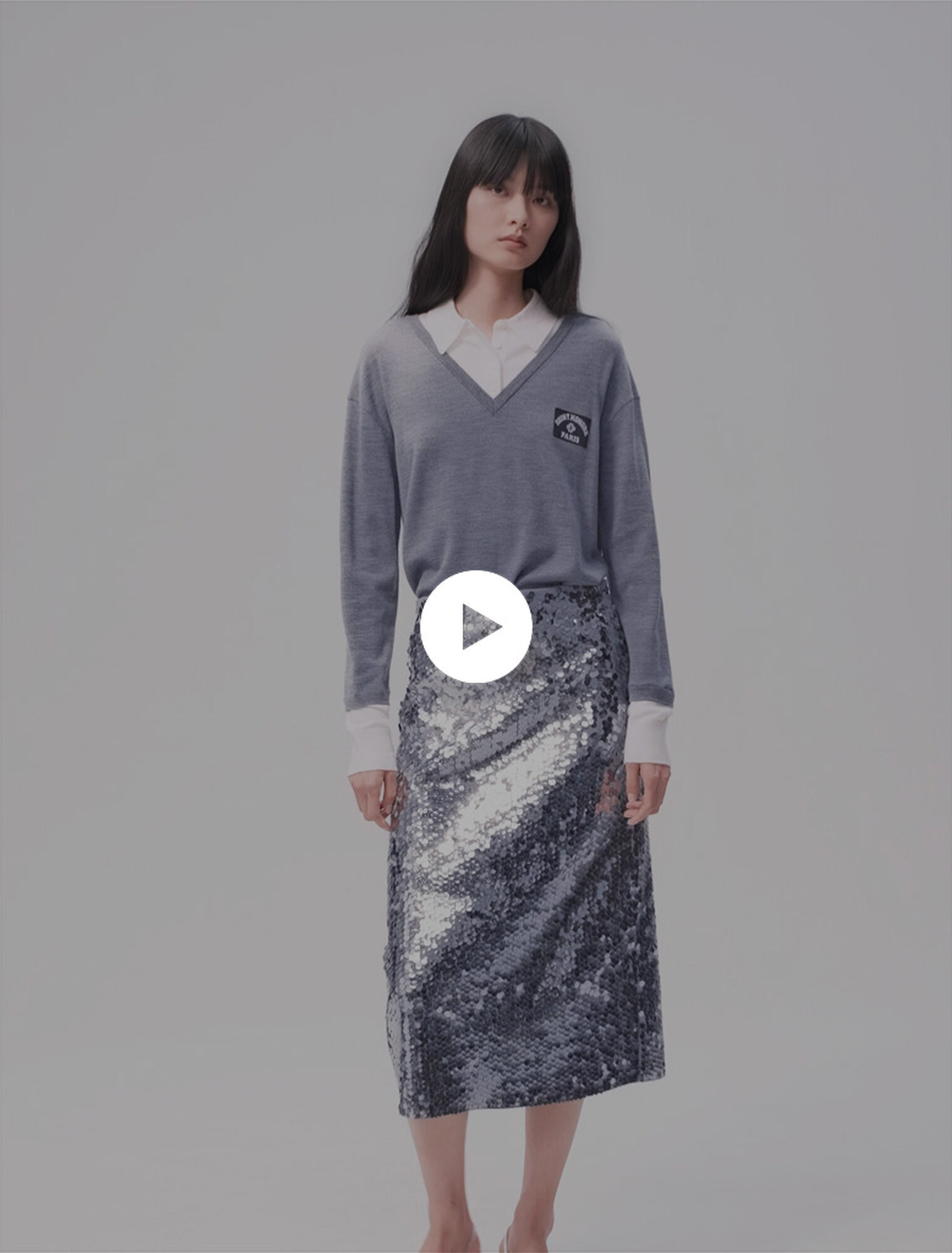 Jupe en maille ornée de sequins
