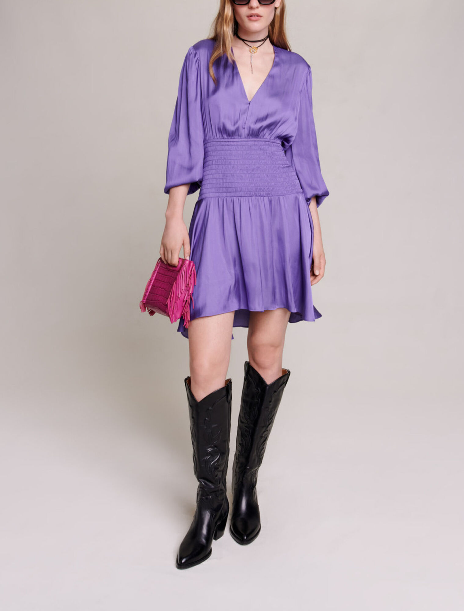Robe courte satinée