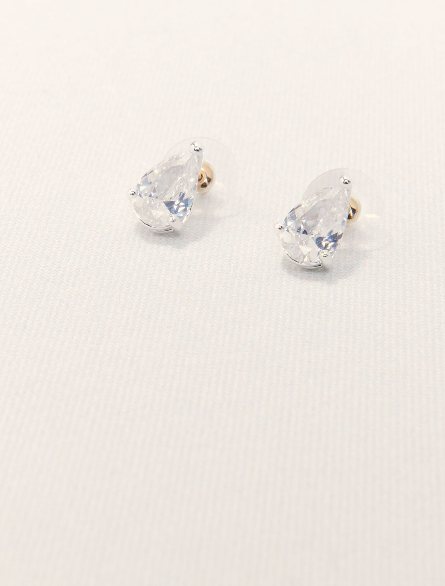 Petites boucles d'oreilles strass