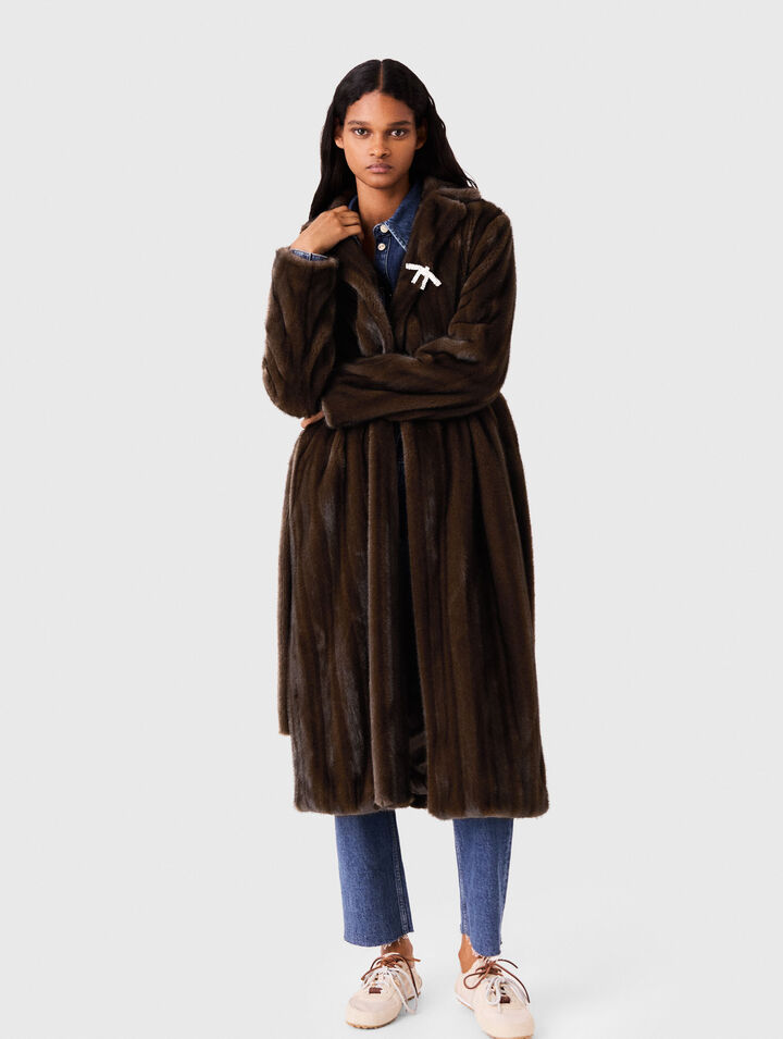 Manteau long en fausse fourrure