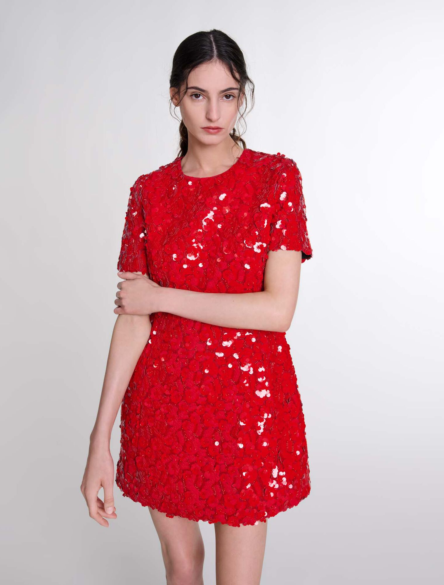 Robe courte à sequins fleurs