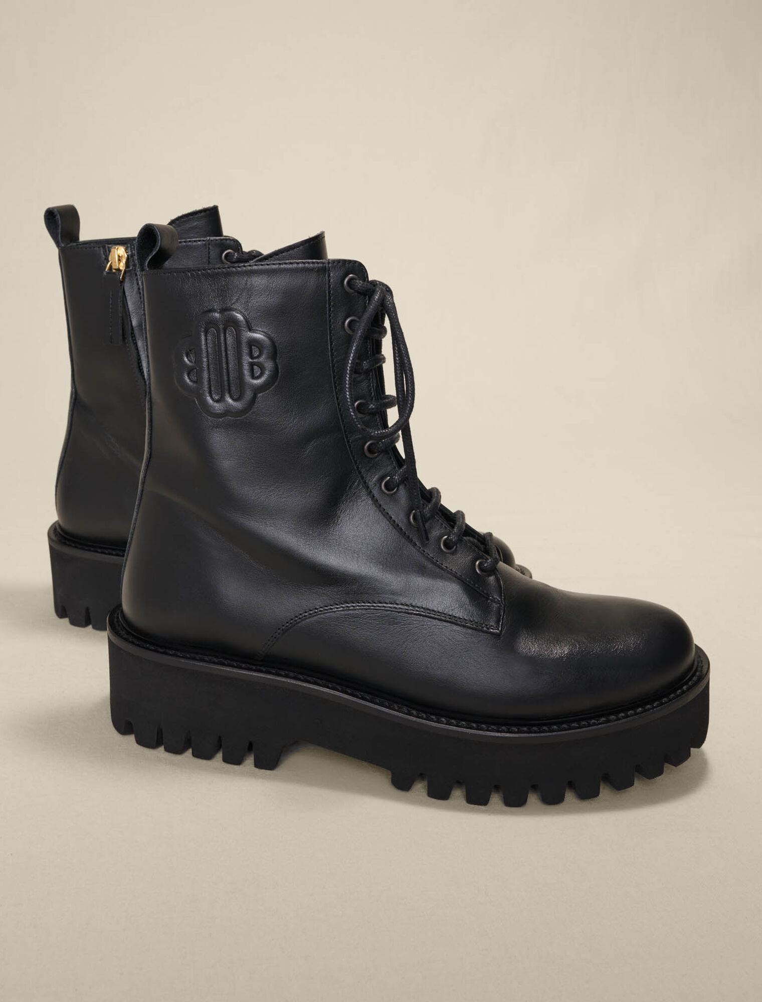 Boots à lacets en cuir noires
