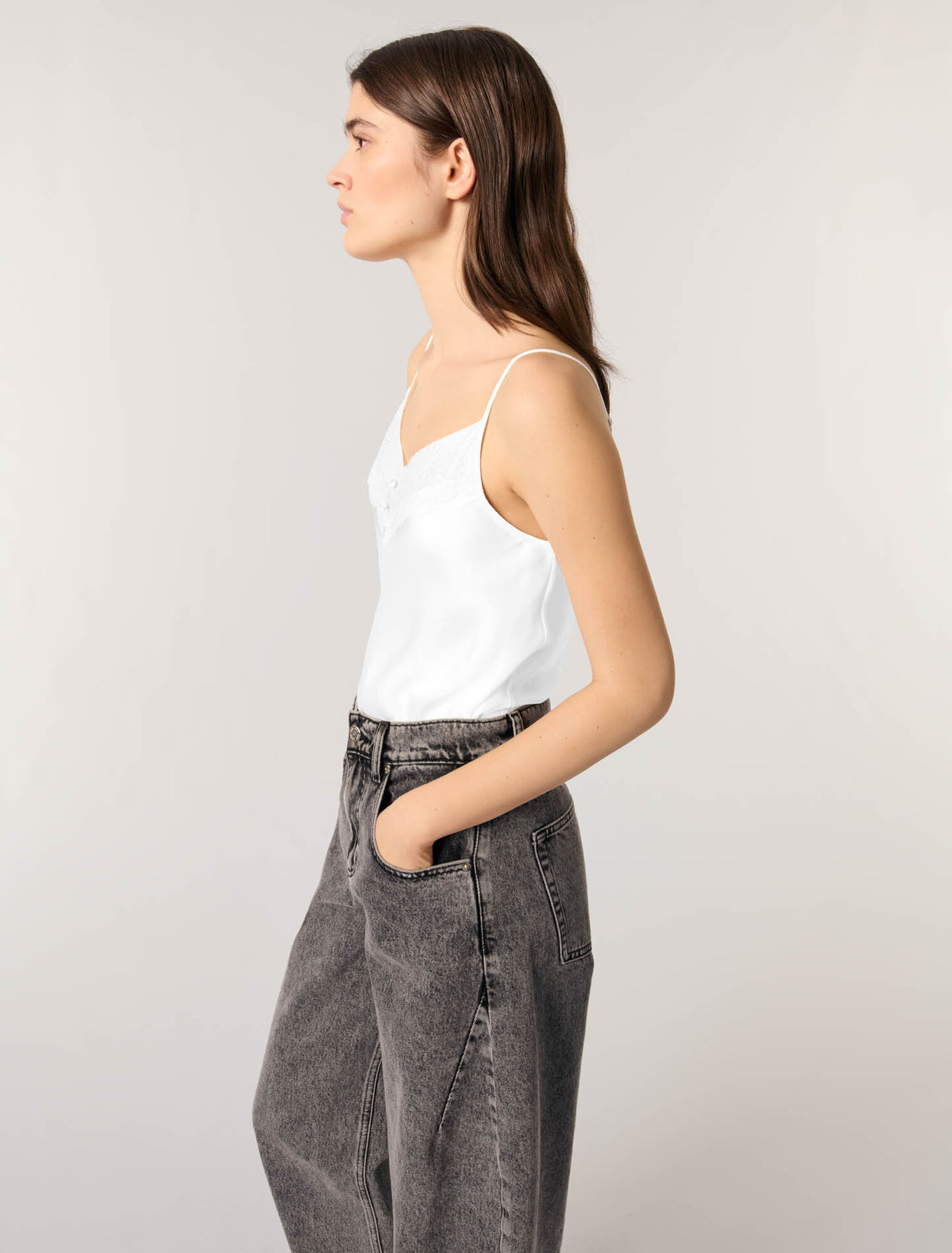 Top en satin de soie et dentelles