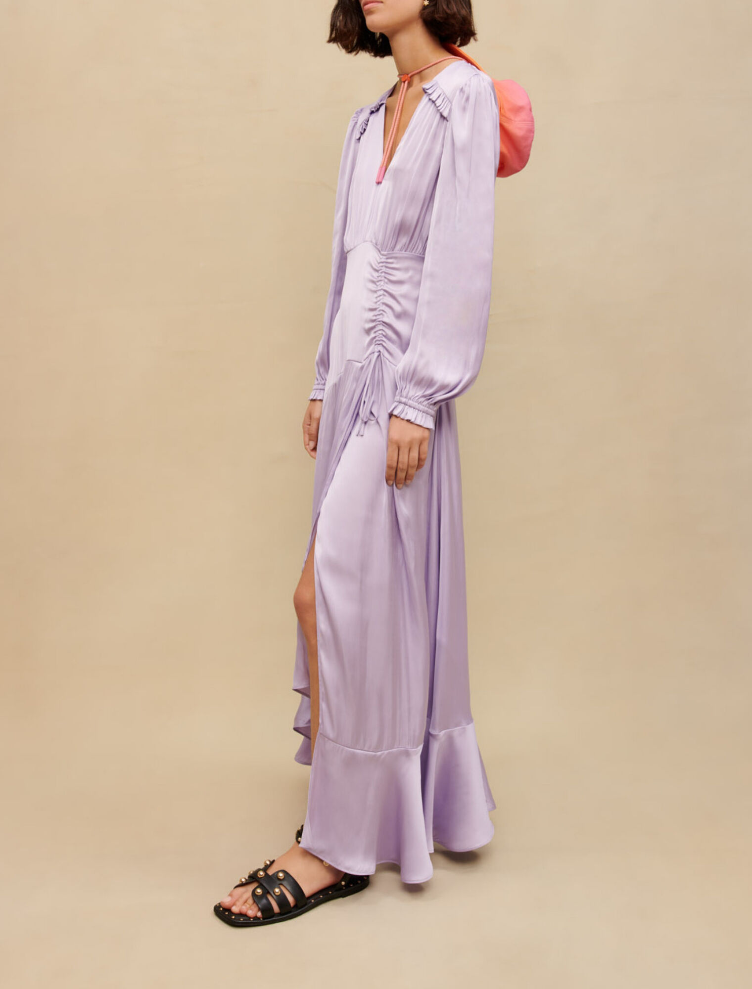 Robe longue fluide satinée