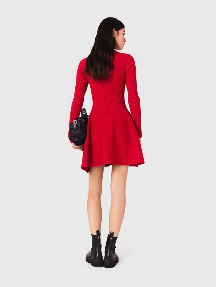 Robe en maille avec jupe évasée