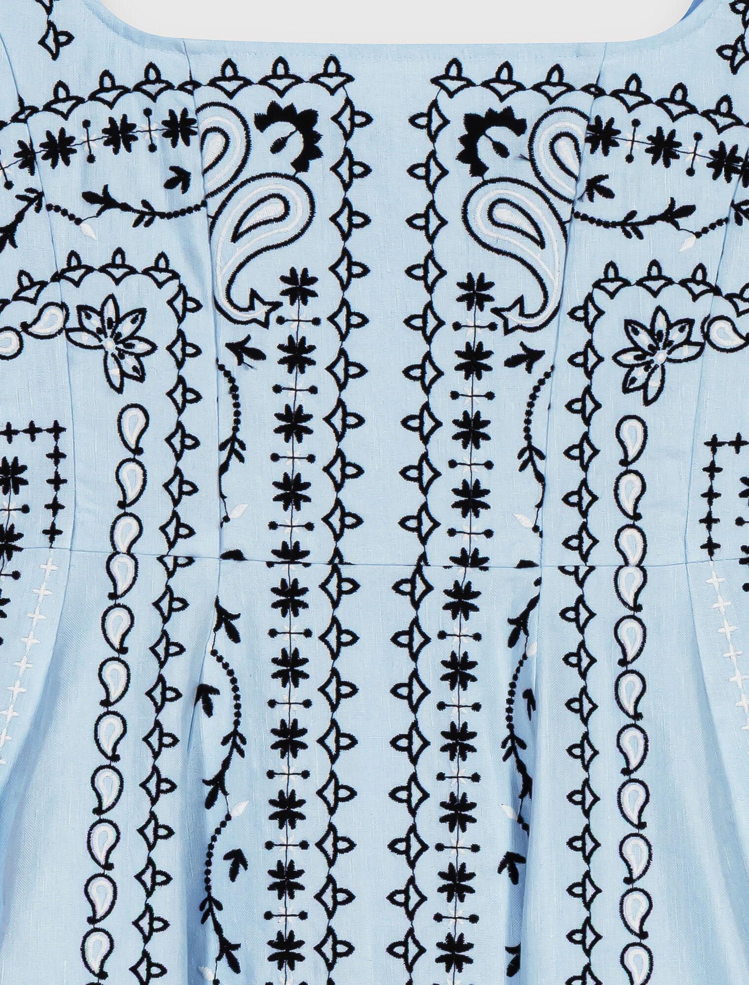 Robe courte brod&eacute;e en lin m&eacute;lang&eacute;