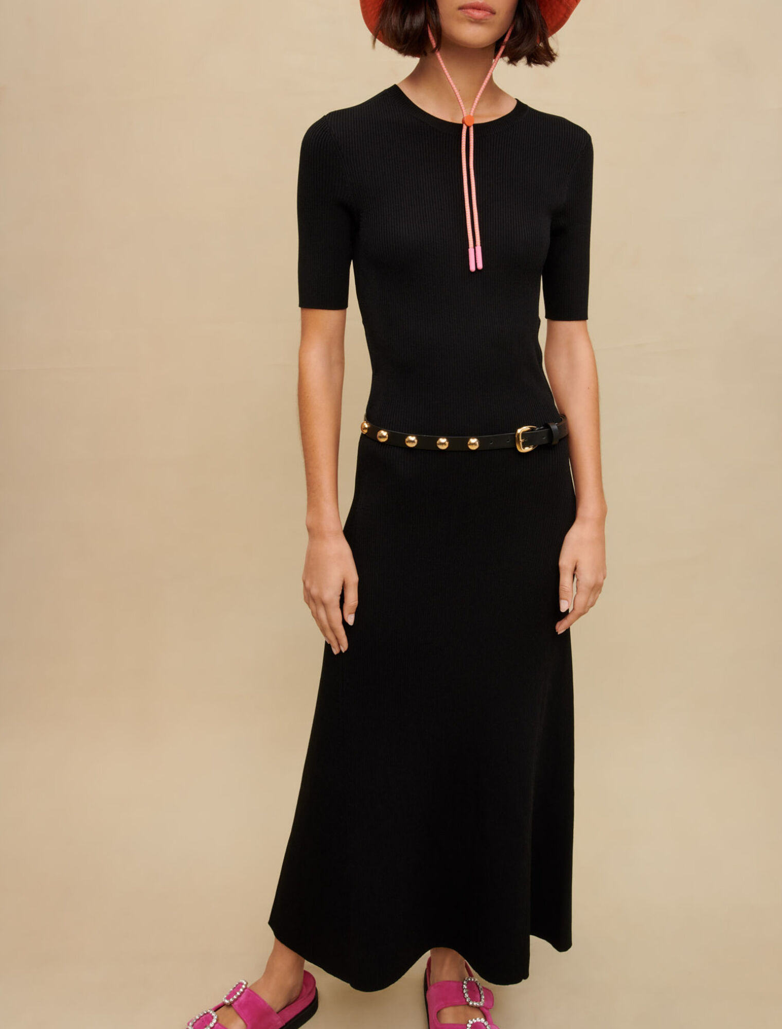 Robe longue ajourée noire