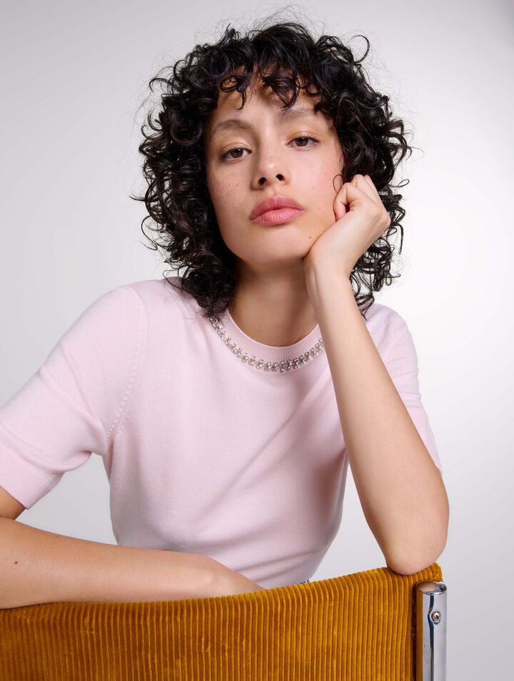 Pull court en maille avec strass