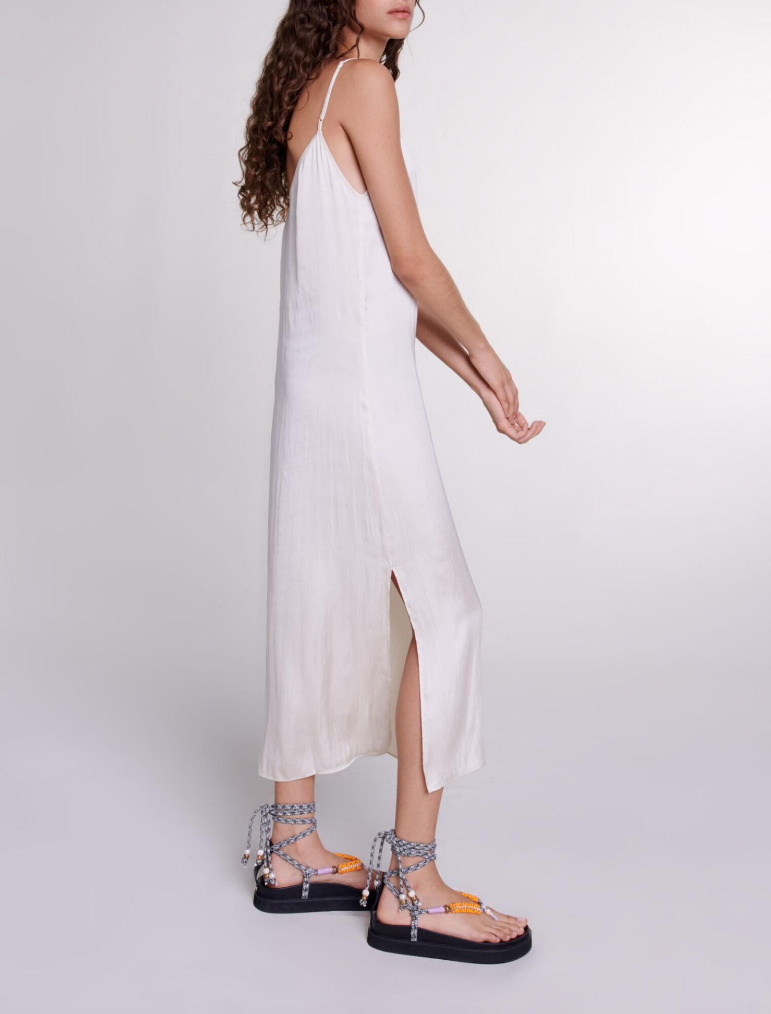 Robe longue satinée