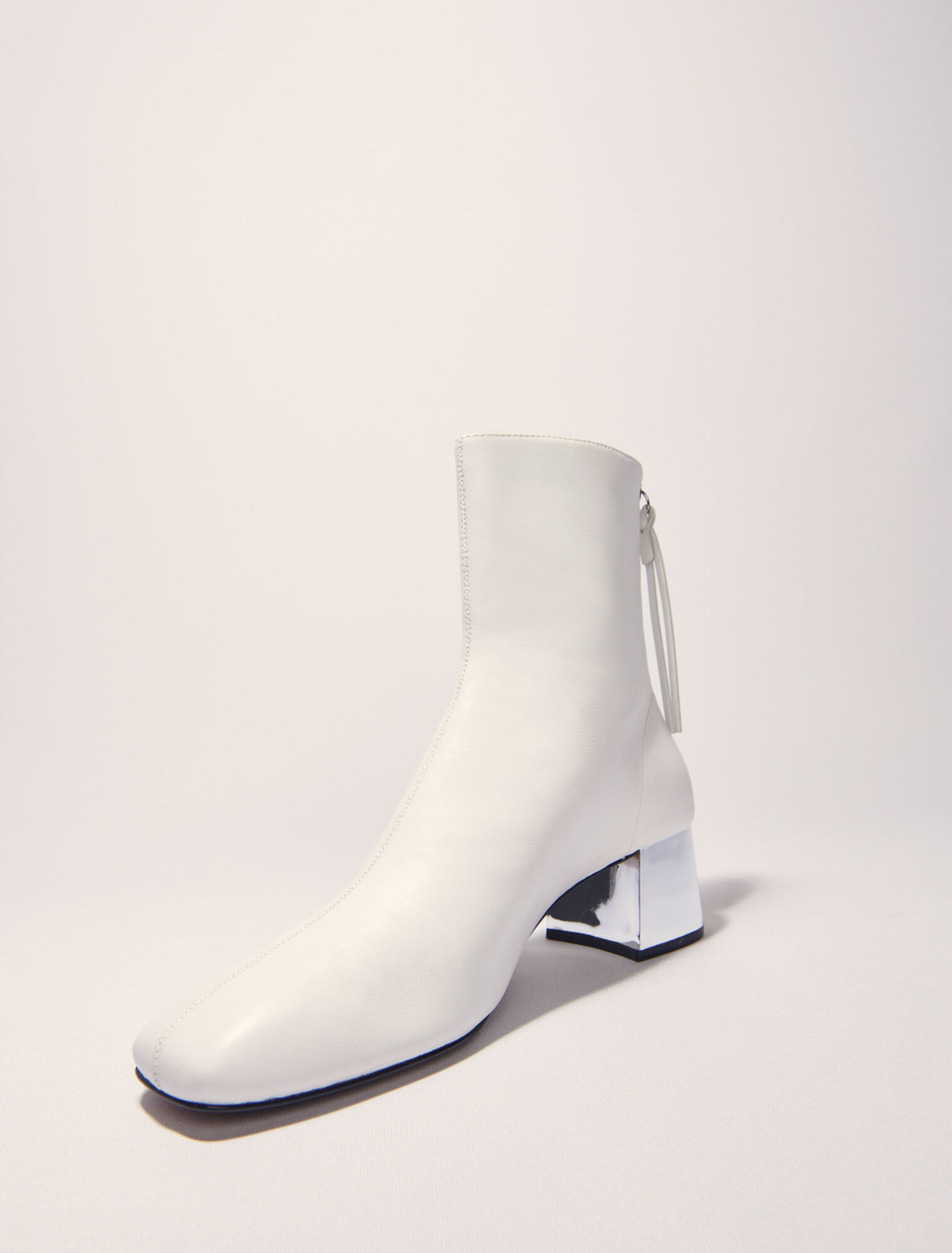 Bottines en cuir à bout carré