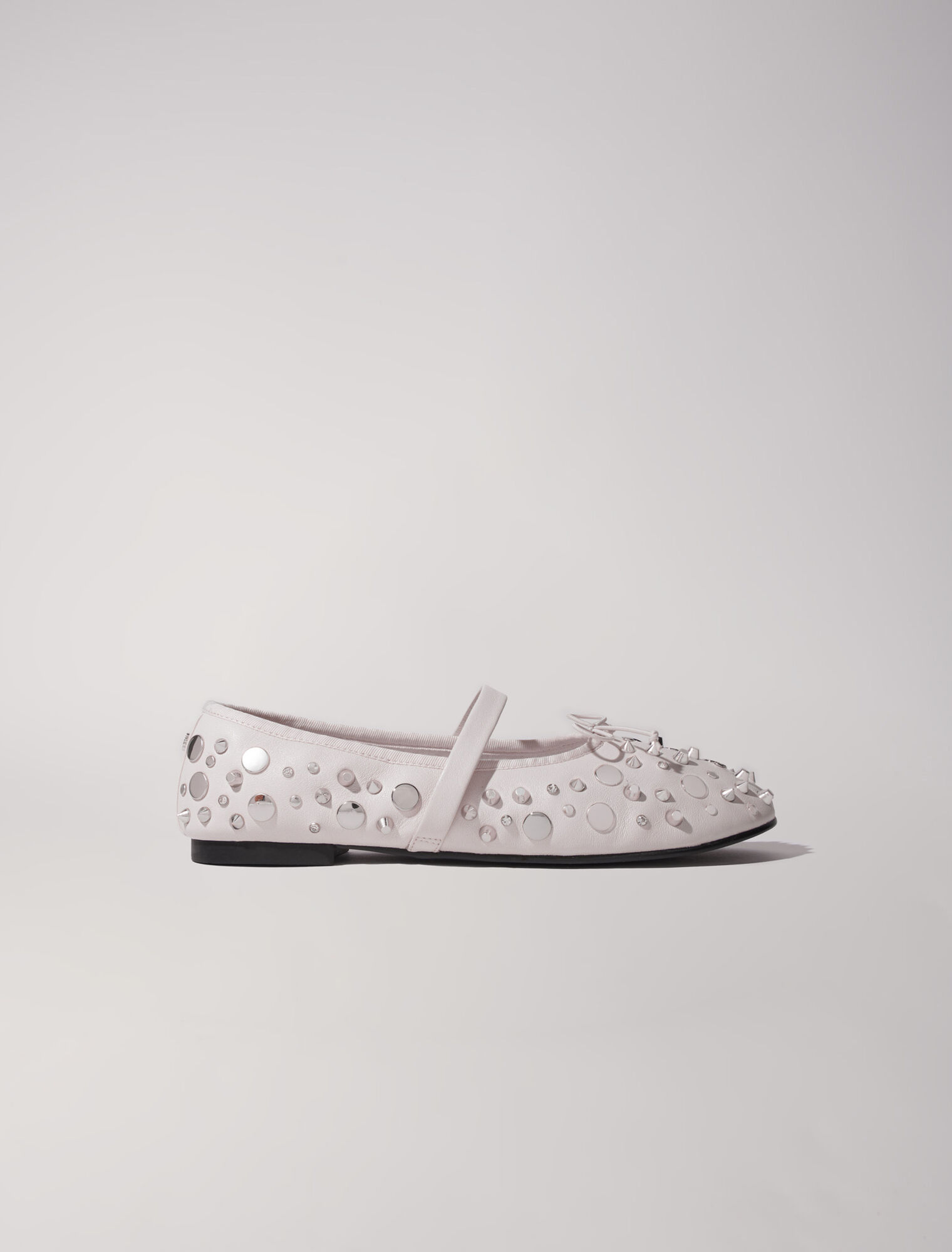 Ballerines à studs argentés