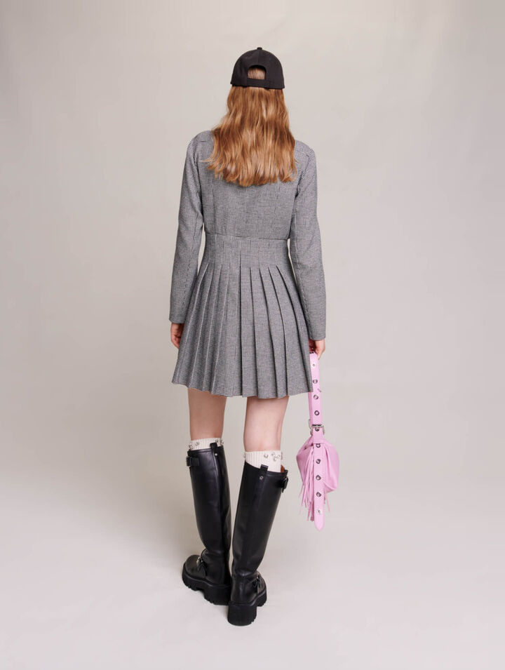 Robe courte plissée