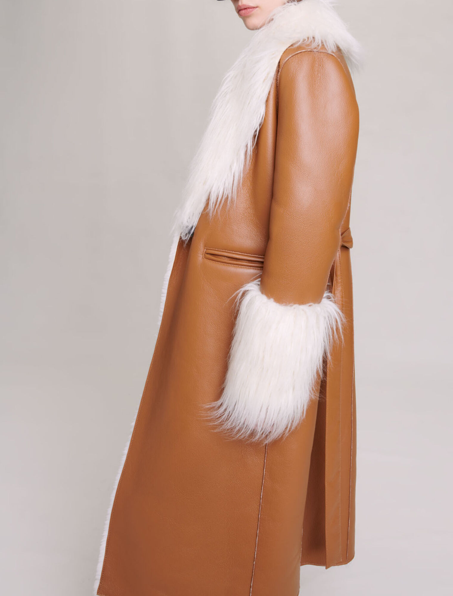 Manteau long fausse fourrure