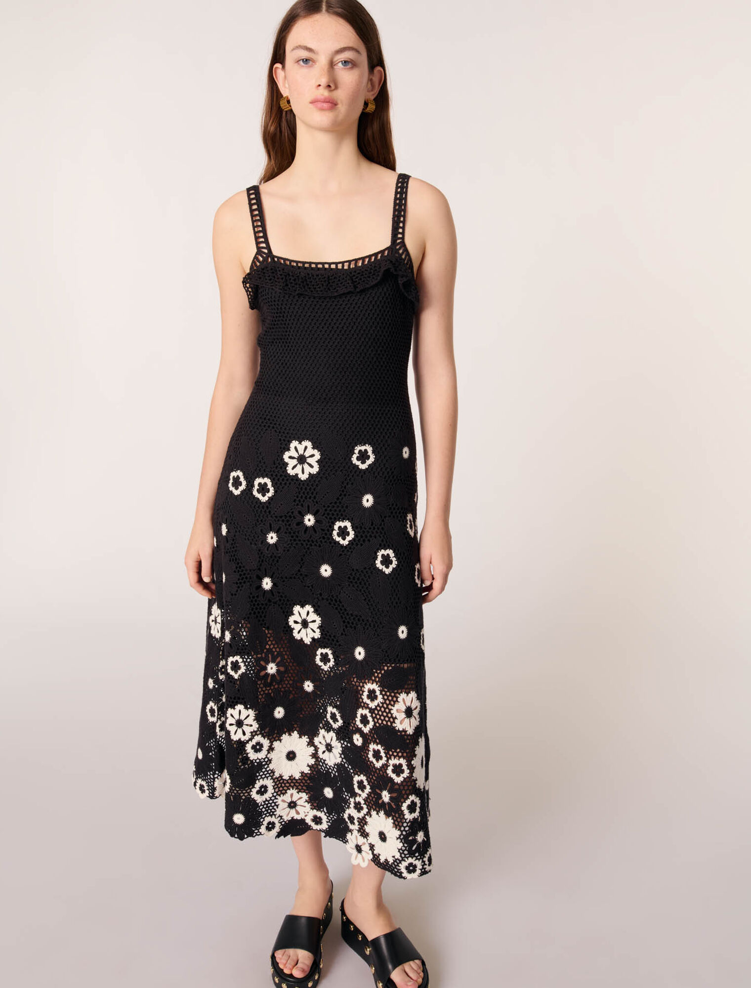 Robe longue en crochet floral