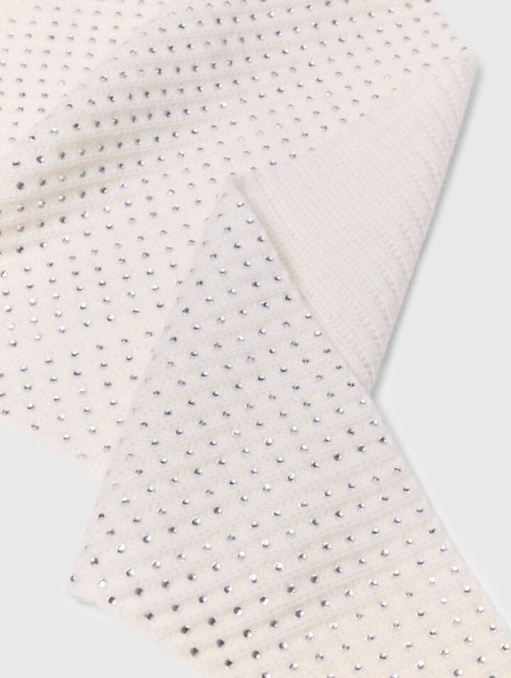 Echarpe triangle en laine strassée