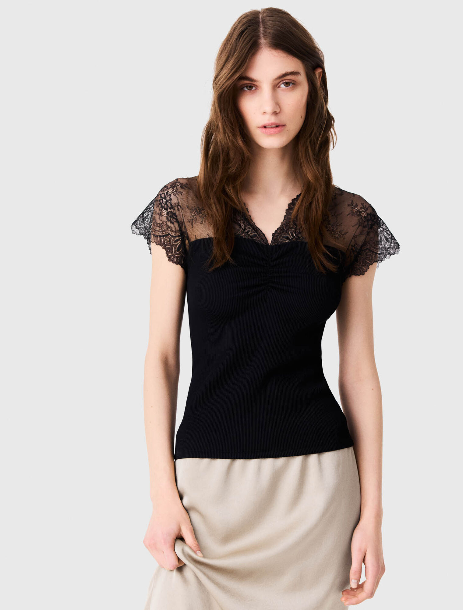 Top en jersey incrust&eacute; de dentelle