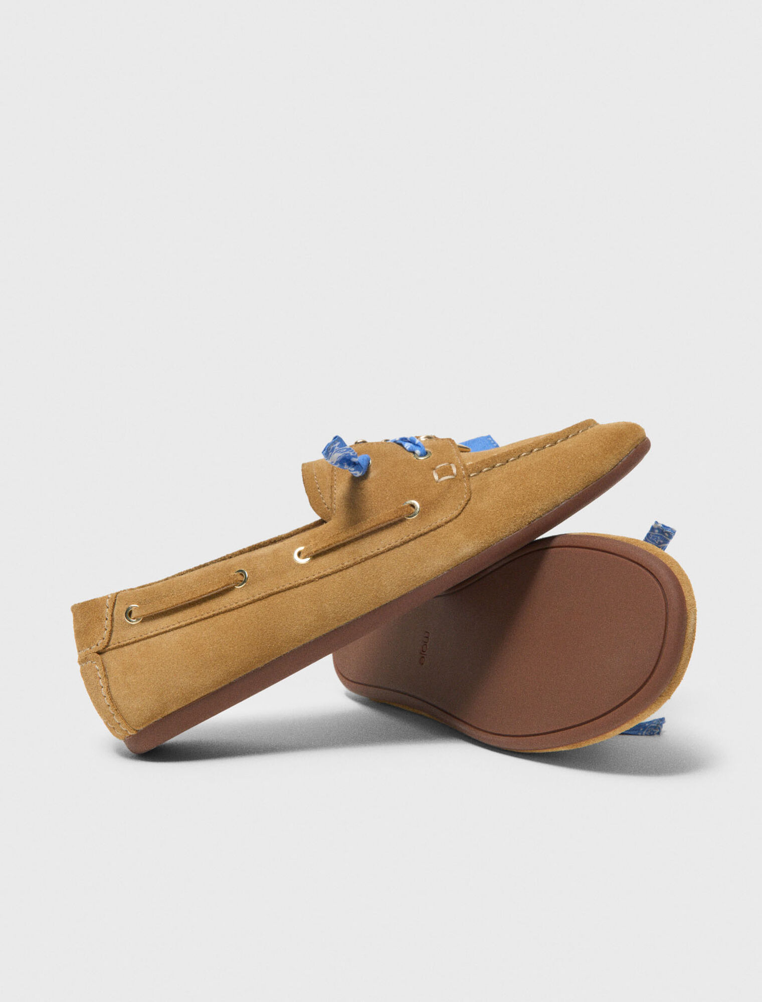 Mocassin bateau en su&egrave;de