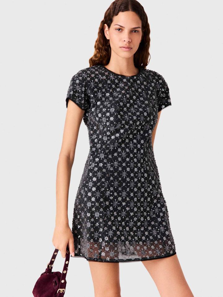 Robe courte strass&eacute;e