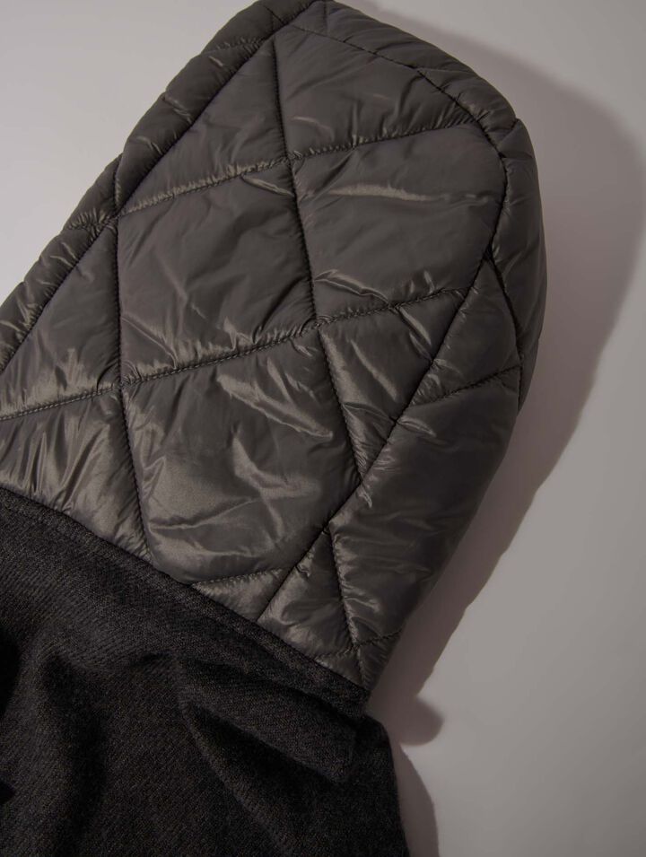 Poncho en laine à capuche