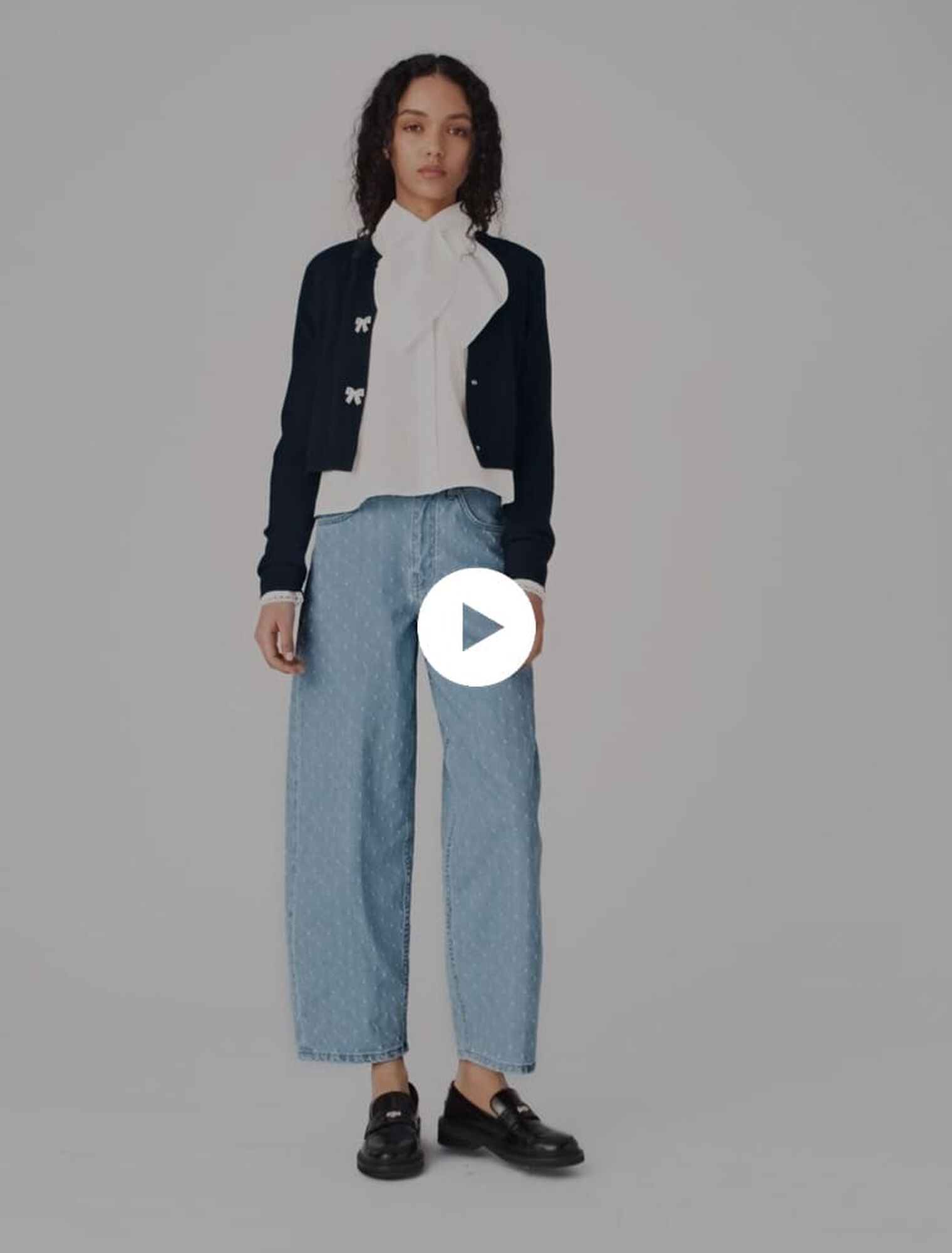 Cardigan &agrave; boutons n&oelig;ud bijoux